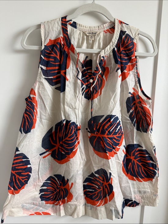 Lucky Brand Tops - Lucky Brand White Sleeveless Blouse with Navy & Red Leaf Motif
